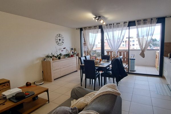 Appartement LA TOUR MAUBOURG 3 pièce(s) 73.07 m2