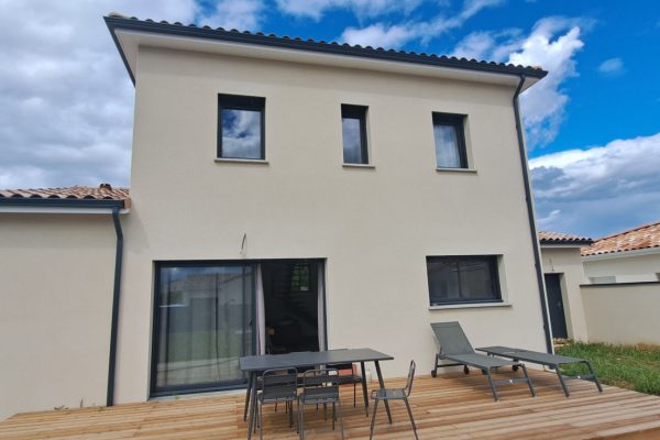 Maison NEUVE Romans Sur Isere 5 pièce(s) 117.14 m2