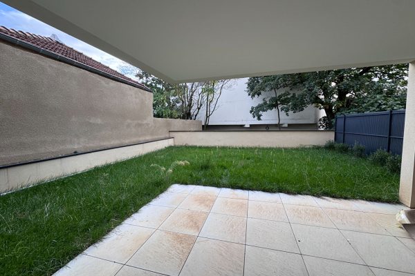 Appartement récent au centre de Valence avec Jardin