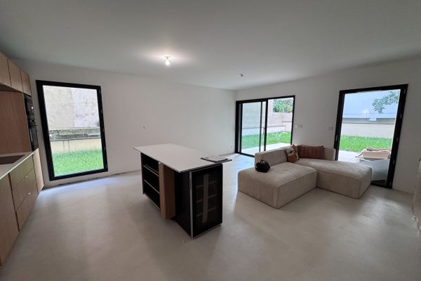 Appartement récent au centre de Valence avec Jardin