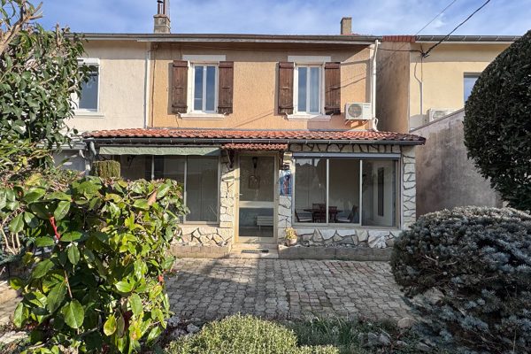 GRAND CHARRAN Maison 90m²