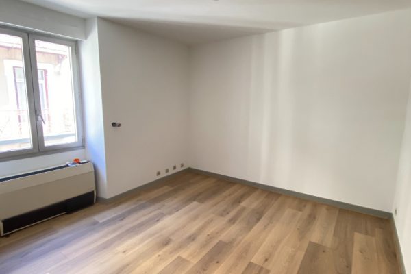 STUDIO VALENCE – 1 pièce – 20 m2