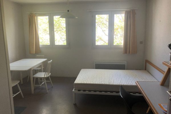 STUDIO VALENCE – 1 pièce- 21 m2