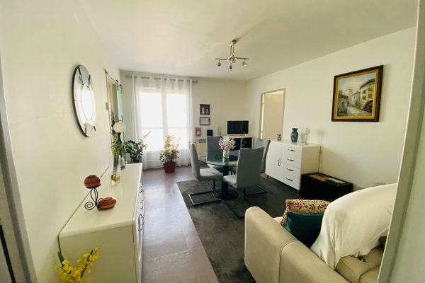 GRAND CHARRAN Appartement  2 pièces 48 m2