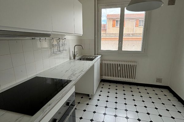 Appartement Valence 3 pièce(s) 61 m2