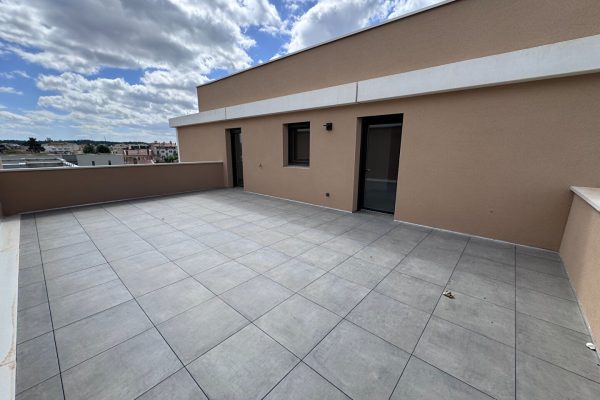 Au dernier étage  T3  de 89 m²