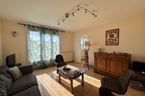 Appart Grd Charran T3, au dernier étage