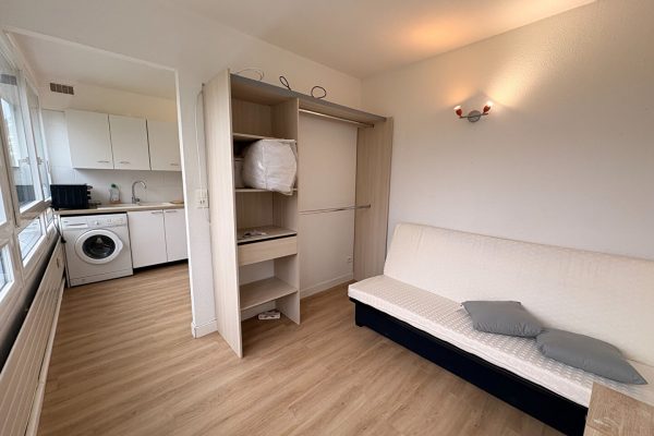 T2 MEUBLE VALENCE – 20 m²