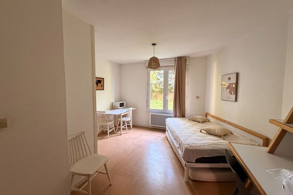 Studio meublé dans résidence étudiante – 20m²