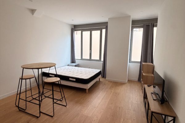 Studio meublé RDC  – 26.40m²