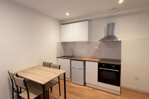 Appartement Valence 1 pièce meublé avec terrasse 25.16 m2