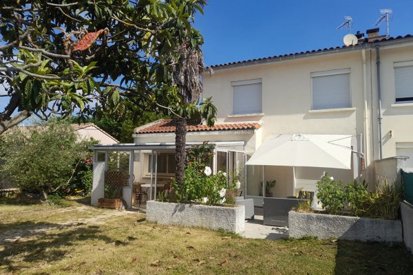 Maison  5 pièce(s) à BEAUMONT les VALENCE
