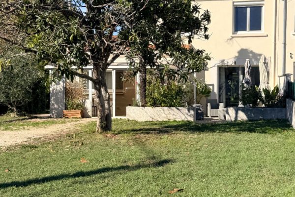 Maison  5 pièce(s) à BEAUMONT les VALENCE